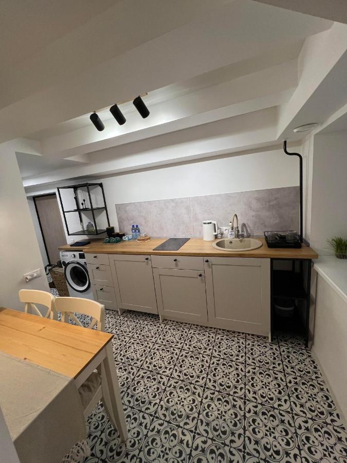 Green Apartment Riga Bagian luar foto
