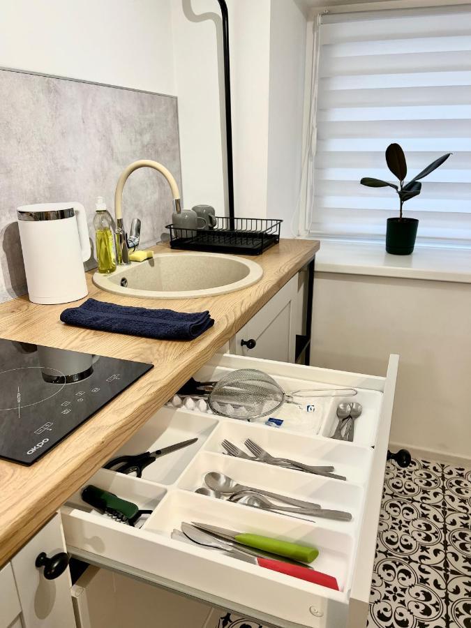 Green Apartment Riga Bagian luar foto