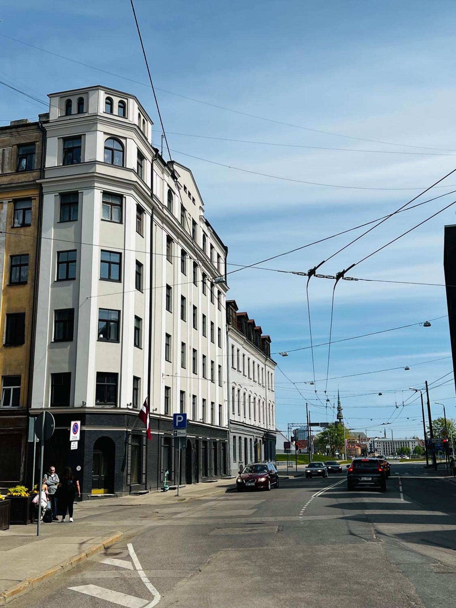 Green Apartment Riga Bagian luar foto